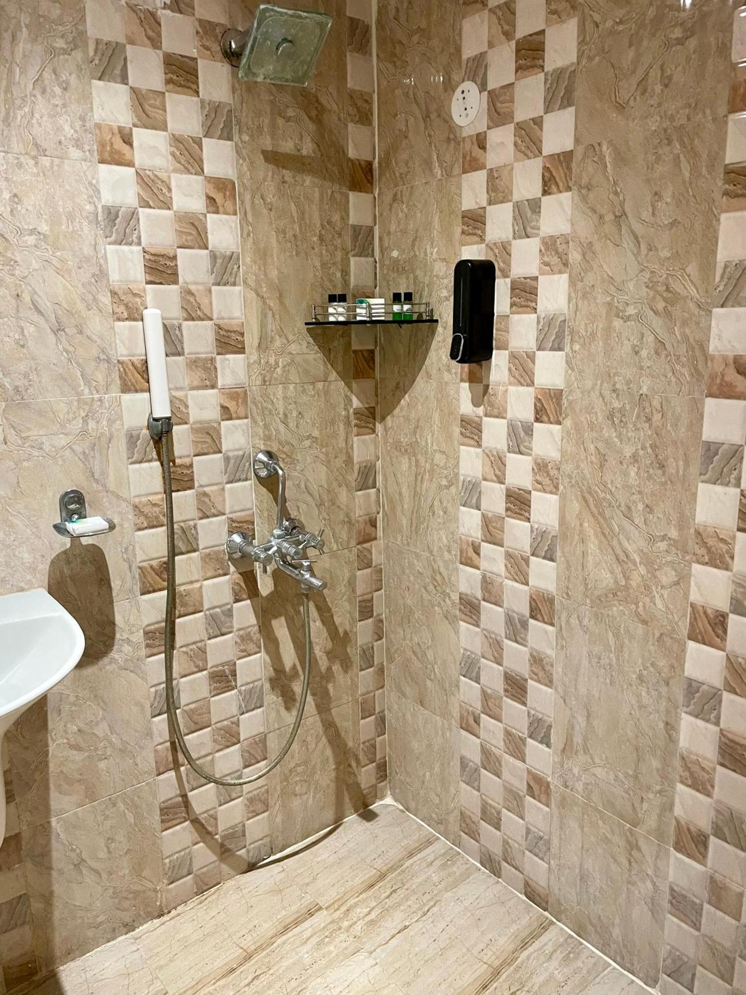Apartamento Ocean'S Edge Visakhapatnam Exterior foto